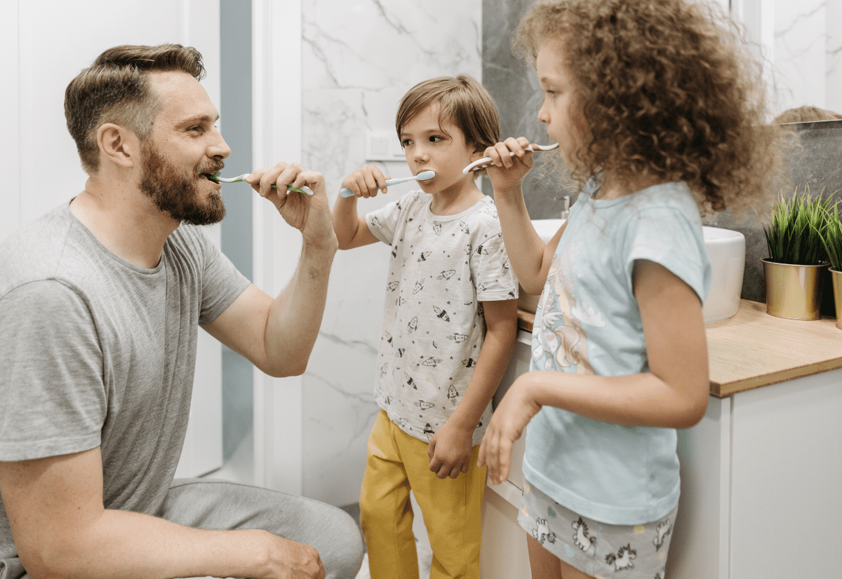 كن قدوة حسنة لأطفالك